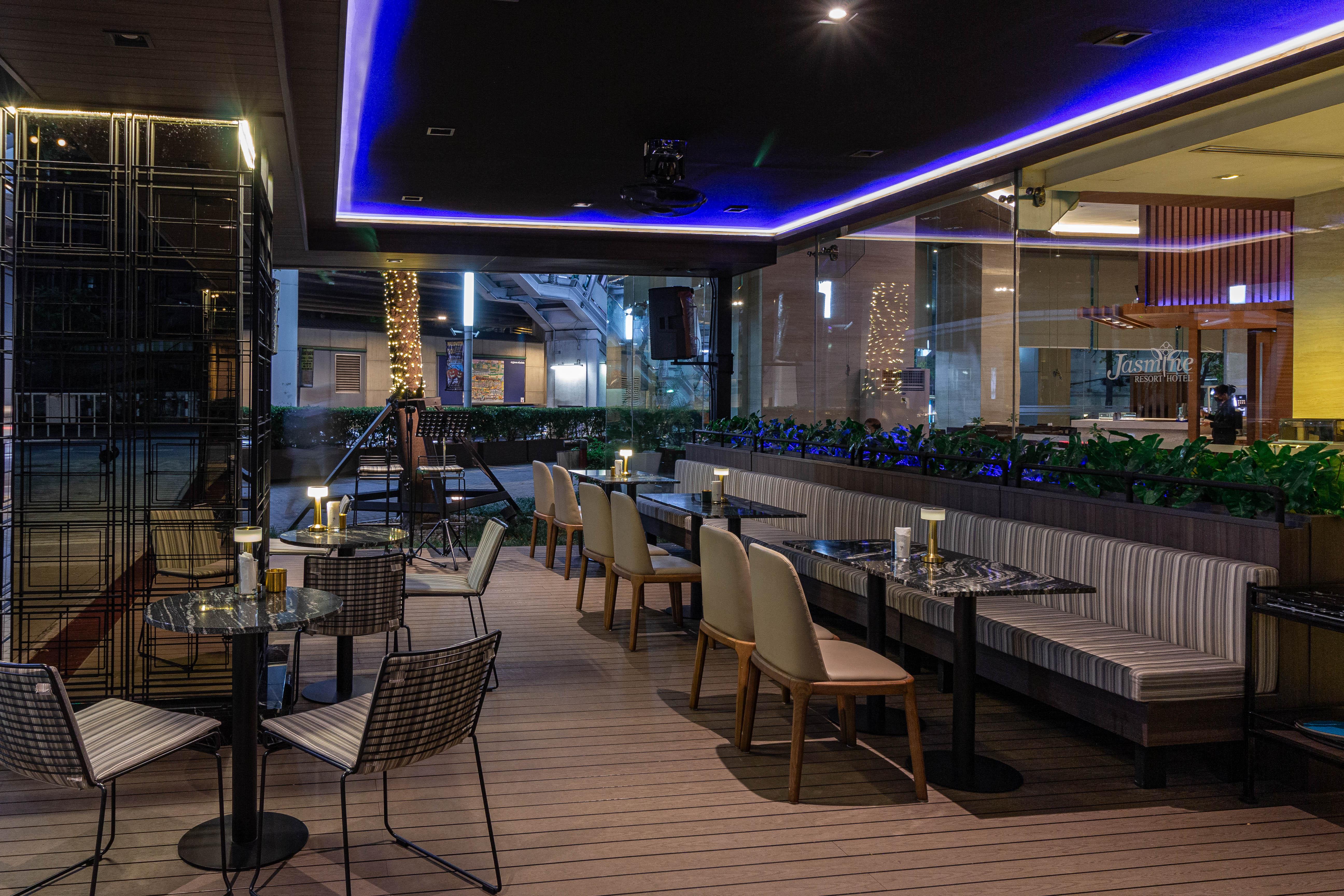   Jasmine Resort Hotel Bangkok