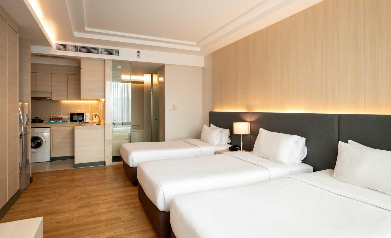 Triple Single Room  Jasmine Resort Hotel Bangkok Triple Single Room  Jasmine Resort Hotel Bangkok