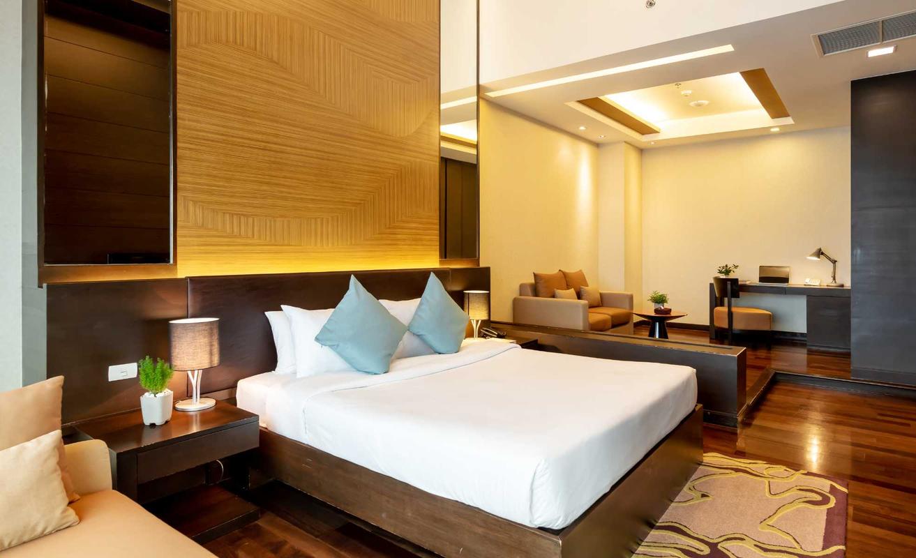 Presidential Jacuzzi Suite with Private Steam  Jasmine Resort Hotel Bangkok Presidential Jacuzzi Suite with Private Steam  Jasmine Resort Hotel Bangkok